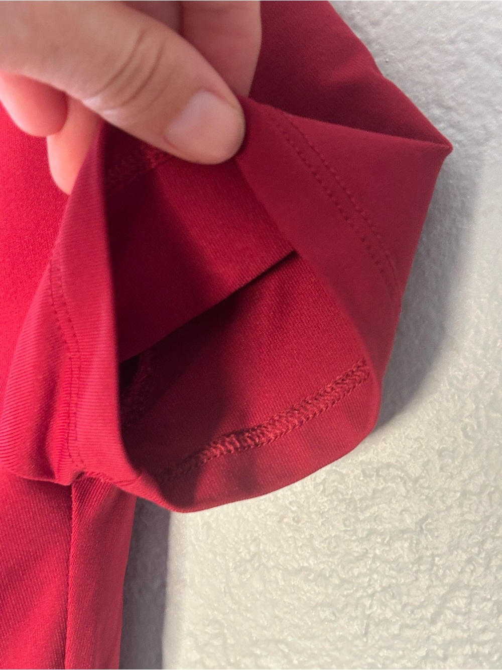 Aritzia Contour Stretch Red Crop Tee - Women's Short Sleeve Top - Picture 7 of 8